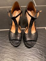 Graceland Damen Pumps/High Heels schwarz mit Riemchen Größe 38 Bayern - Bad Steben Vorschau