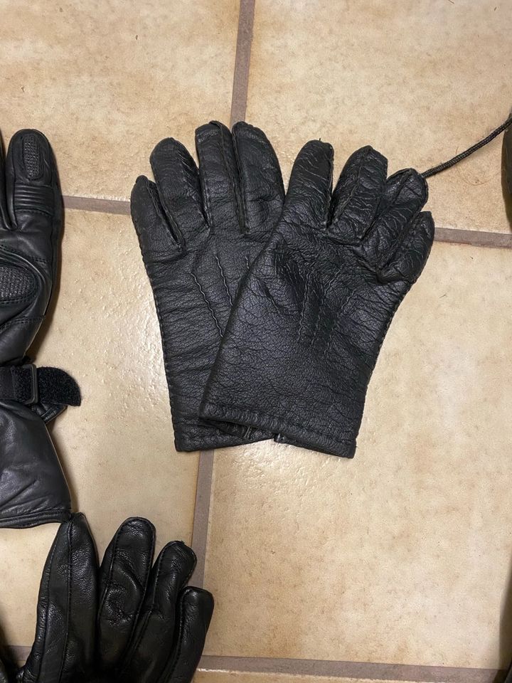 Motorrad Handschuhe, Lederhandschuhe in Nidda