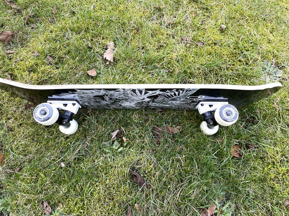 Skateboard Batman wie Neu Board von TM & DC Comics in Brandenburg - Zeuthen  | Freunde und Freizeitpartner finden | eBay Kleinanzeigen ist jetzt  Kleinanzeigen