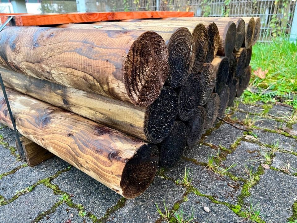 Palisade Rundholz Schneefangholz Stangen Holz - 8 x 500 cm - KDI in Lennestadt