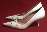 Pura Lopez Edle Pumps, Leder, Farbe "bone" (Gr. 36) - Hochzeit Friedrichshain-Kreuzberg - Friedrichshain Vorschau