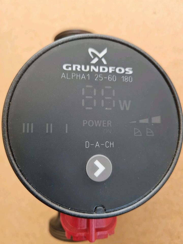 Pumpe Grundfos Alpha 1 25 60 180 gebraucht in Gnoien