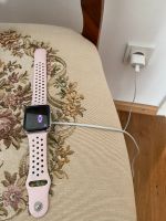 Apple Watch Series 2 mit GPS - 42 mm mit Ladekabel Nürnberg (Mittelfr) - Mitte Vorschau