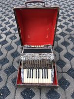 Friola Ziehharmonika Akkordeon aus DDR Sammlung Sachsen - Pesterwitz Vorschau