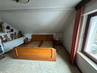 SETMassivholz Bett, 2x Kommoden,Schlafzimmer Schrank,Schminktisch Nordrhein-Westfalen - Minden Vorschau