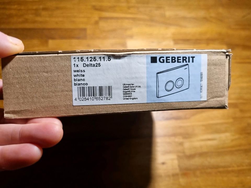 Drückerplatte WC Geberit  NEU in Originalverpackung in Bad Fallingbostel