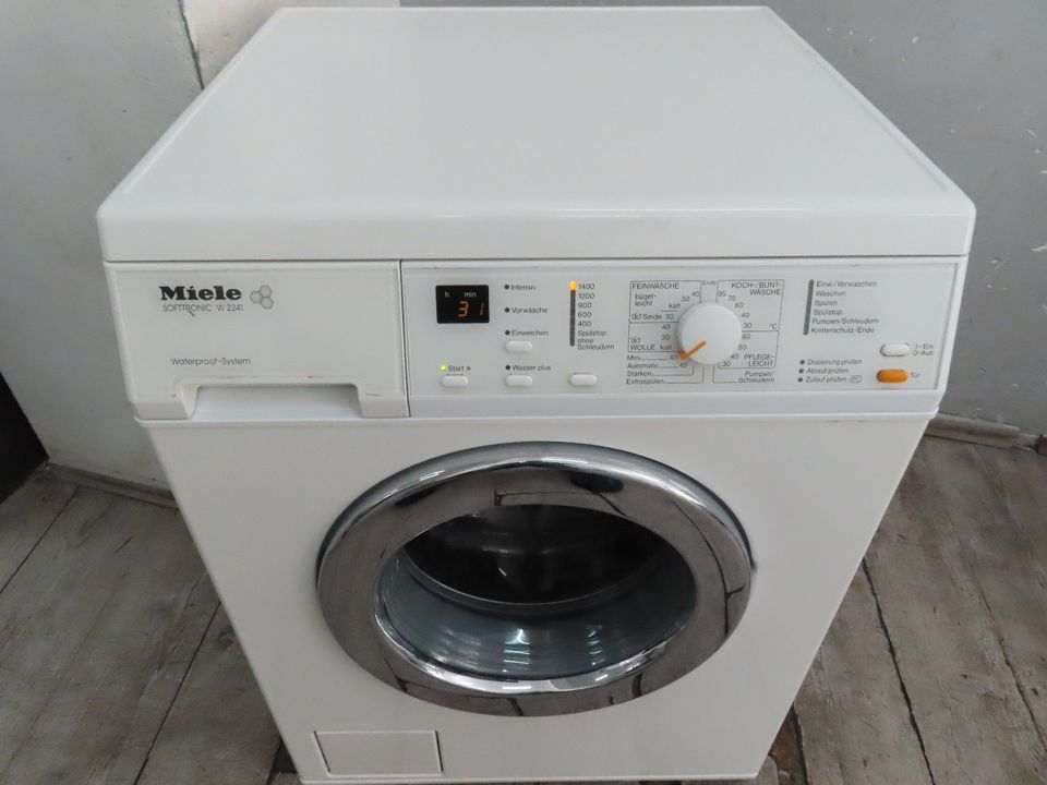 Waschmaschine MIELE Softtronic AA 1400U/min 1 Jahr Garantie in Berlin