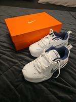 Nike Air Monarch gr. 40,5 neu Bayern - Eggenfelden Vorschau