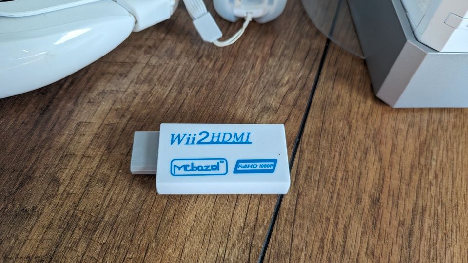 Nintendo Wii, Balance Board, Zapper, Nunchuks, HDMI-Adapt., Games in Hamburg