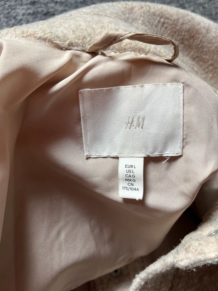 H&M Damen Hemd Jacke in Blomberg