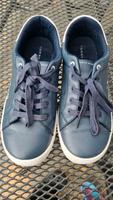 Schuhe Sneaker von Tommy Hilfiger Gr.37 Essen-Borbeck - Borbeck-Mitte Vorschau