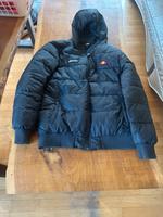Ellesse Jacke Gr L guter Zustand Nordrhein-Westfalen - Detmold Vorschau