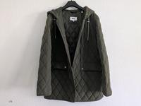 DKNY leichte Steppjacke Jacke mit Kapuze, Khaki, wie neu Nordrhein-Westfalen - Rösrath Vorschau