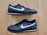 Sneaker Sportschuhe Damen Nike schwarz Größe 44 Baden-Württemberg - Metzingen Vorschau