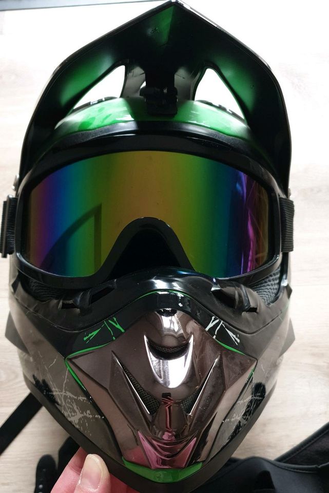 Zjara Jugend Motorradhelm Crosshelm Fahrradhelm Skibrille in Altenholz