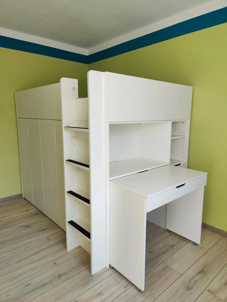 Hochbett 160cm mit Schreibtisch, Schrank, Höhle "Taleah" von roba in Ahrensfelde
