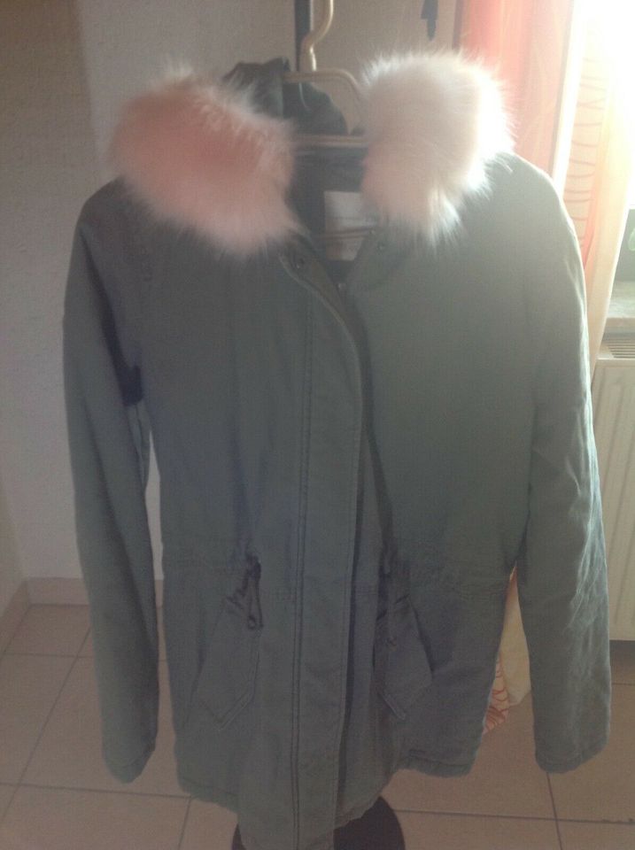 Winterjacke mit Kapuze Gr.L olivgrün Fabr. Tom Tailor NEU in Merzig