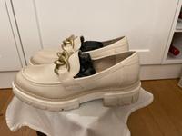 Marco Tozzi Loafers beige mit Gold Gr 39 Bayern - Nördlingen Vorschau