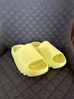 Yeezy Slide Glow Green Bayern - Petersaurach Vorschau