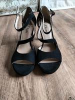 s.Oliver riemchensandalen Sandalen Pumps schwarz samt 39 neu Hamburg - Altona Vorschau
