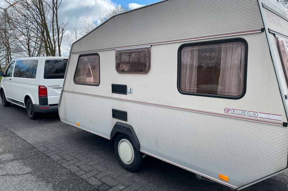 MIETE MICH!Wunderschöner Kip Wohnwagen.Tolle Aufteilung! in Hamburg