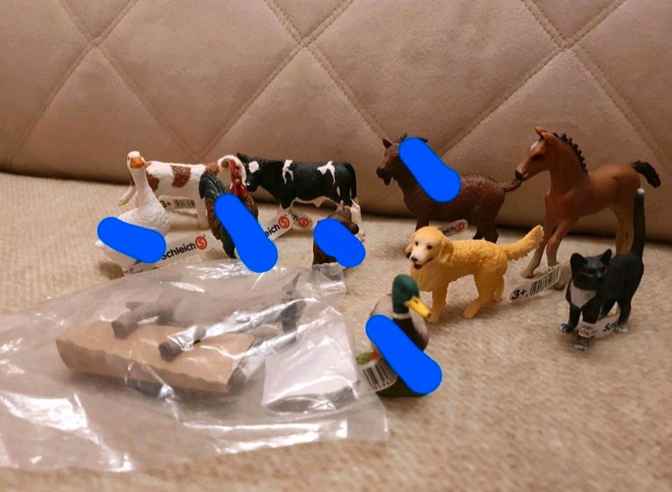 Schleichfiguren Kalb Hund Pferd Katze in Berlin