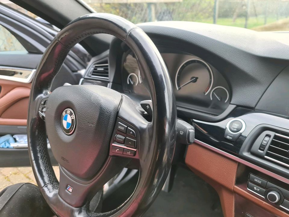 BMW M550D touring / Motor frisch generalüberholt in Giesen