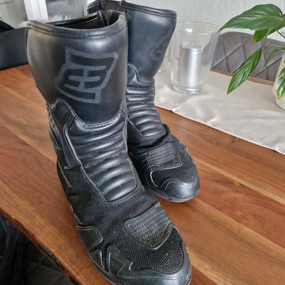 Motorrad Stiefel Tourer Bogotto in schwarz Gr. 42, Wasserdicht in Düsseldorf