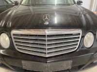 Mercedes Benz W211 Facelift Motorhaube Grill Thüringen - Erfurt Vorschau