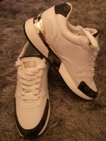 Guess Sneaker Neu 38 Bayern - Hersbruck Vorschau