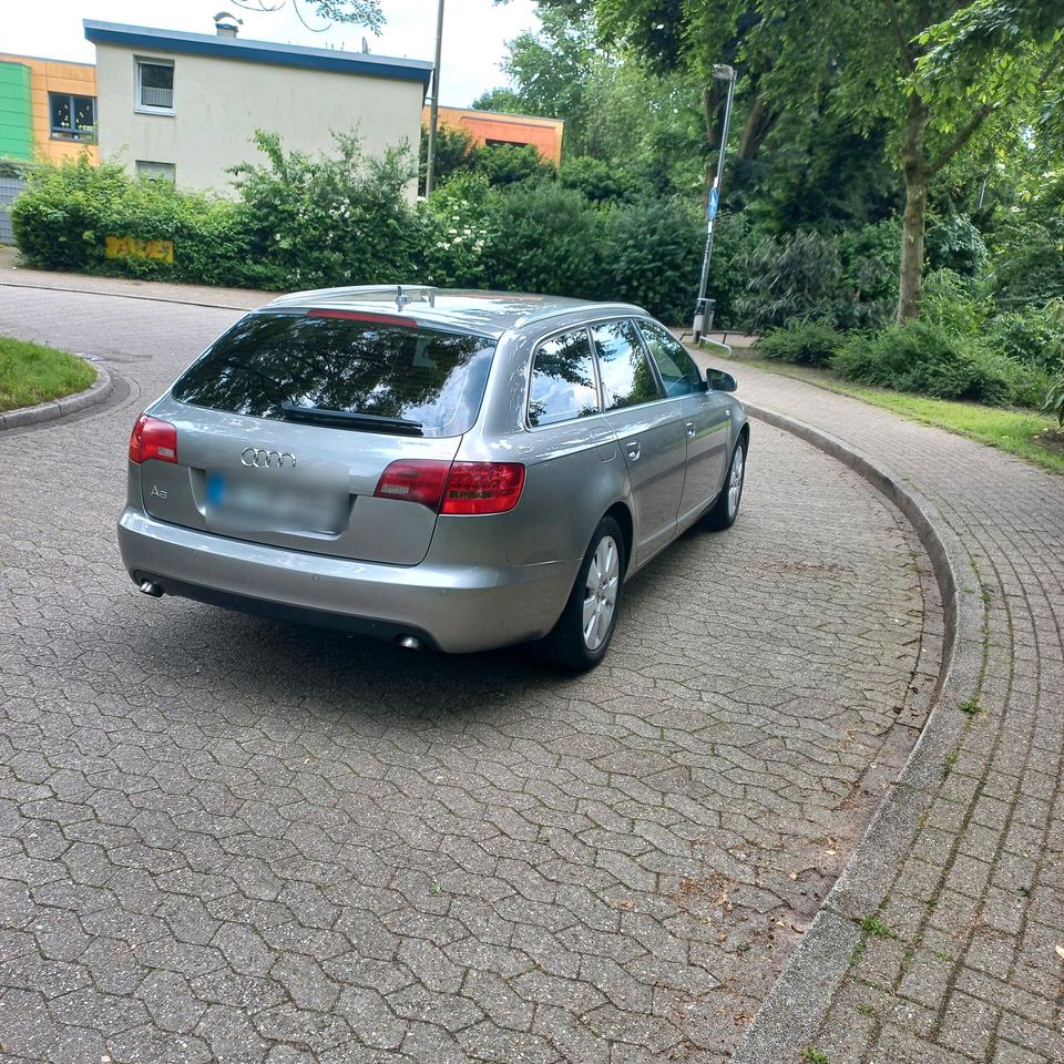 Audi A6 2.0,140 Ps in Ratingen