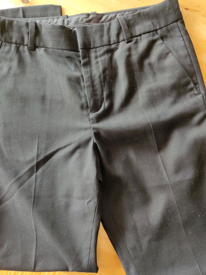 Anzughosen, schwarz,H+M, Gr.50,33,46 verschiedene Größen in Krauchenwies