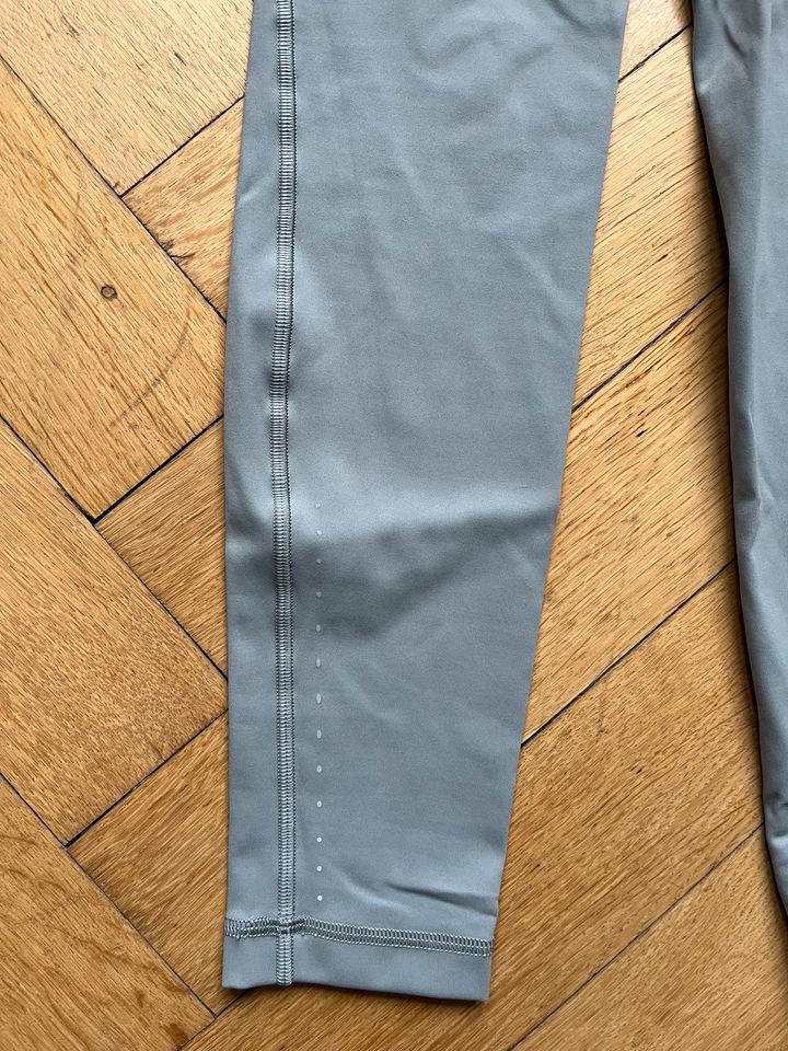 Leggins von Lululemon in Hamburg