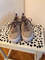 Neu! Sneaker Esprit Gr. 39. Liefere auch Kiel - Elmschenhagen-Kroog Vorschau