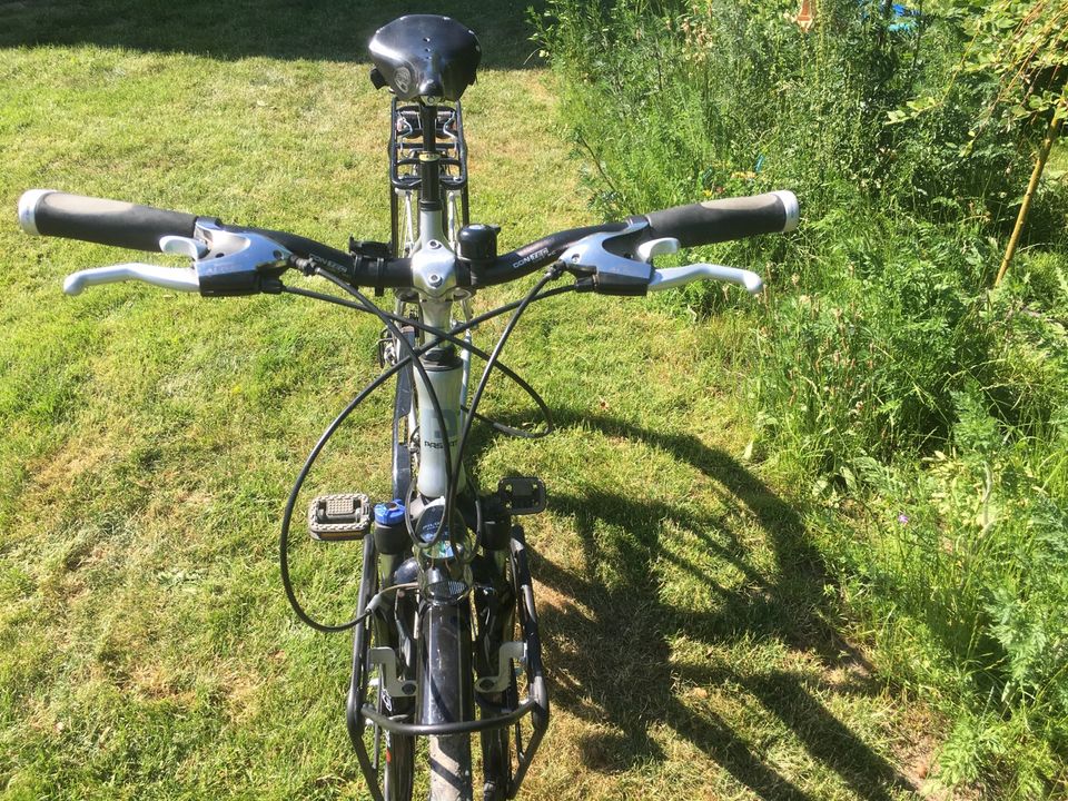 Trekkingrad Fahrrad Passat Malaga 28 Zoll in Schiphorst
