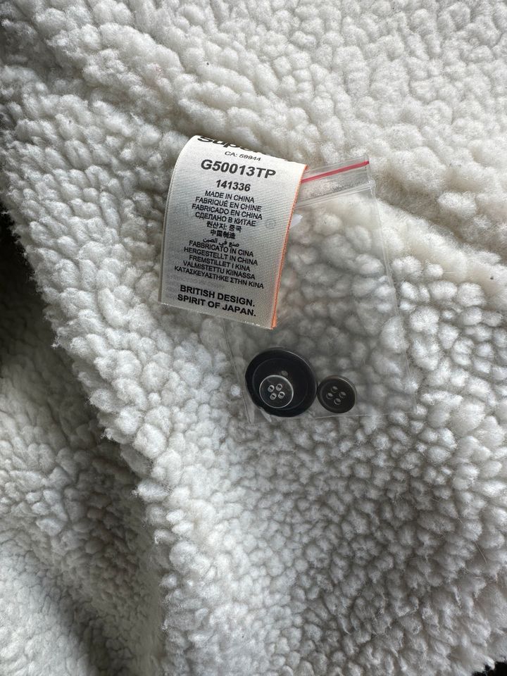 SuperDry Parka Teddyfell oliv grün Gr.L NEU UsedLook in Bottrop