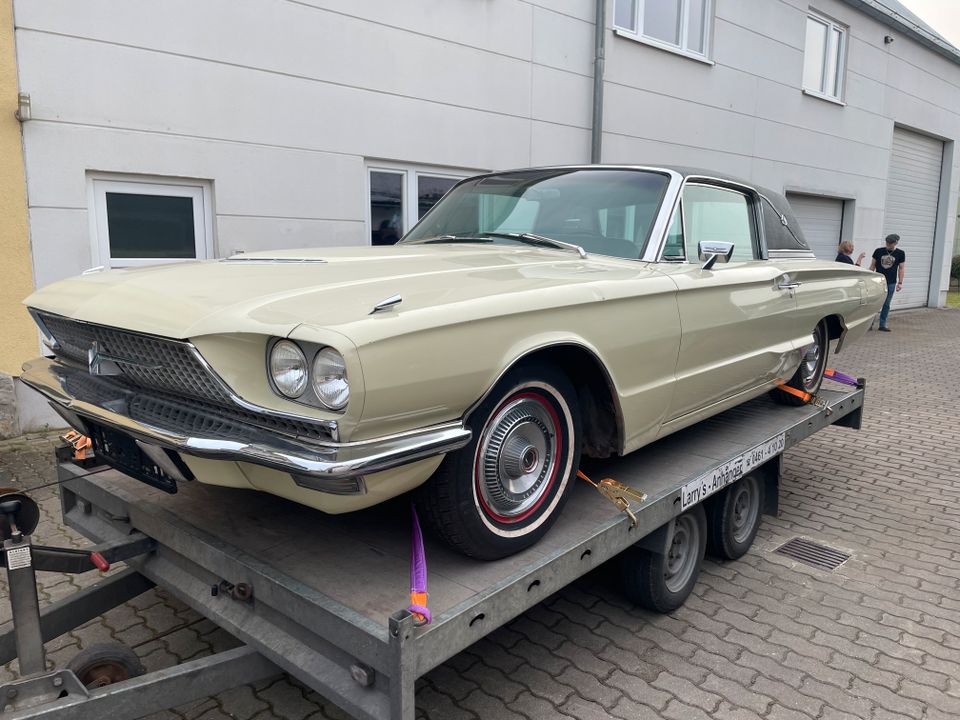 Ford Thunderbird Landau in Flensburg