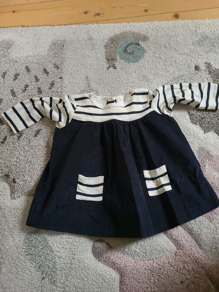 Kleid Petit Bateau Größe 68 in Villmar