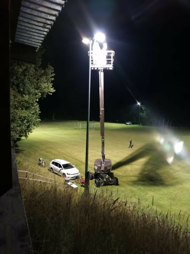 Genie S-45 Teleskoparbeitsbühne Vermietung Steiger Arbeitsbühne in Hohenlockstedt