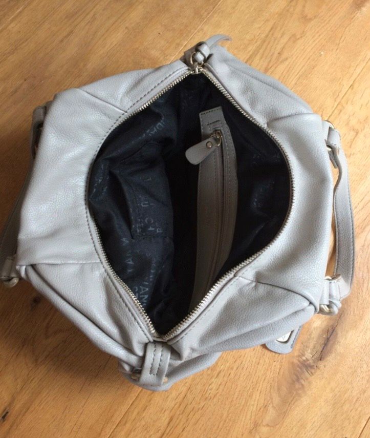 Esprit Tasche Damentasche Handtasche beige grau neu in Wallerfangen