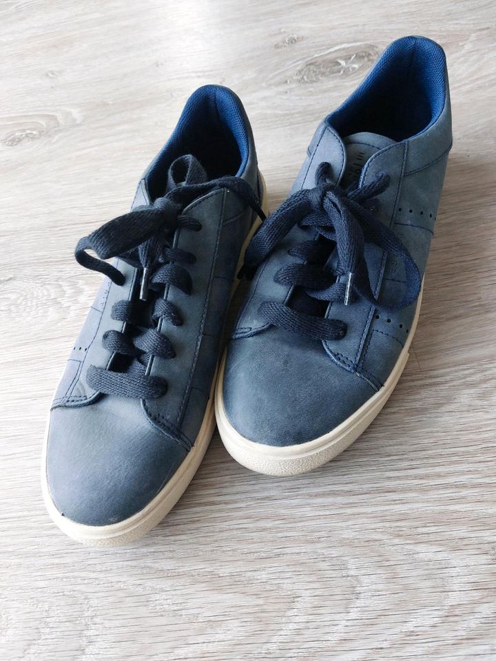 Wunderschöne blaue Sneaker Esprit Gr. 40 neu in Oldendorf (Landkreis Stade)