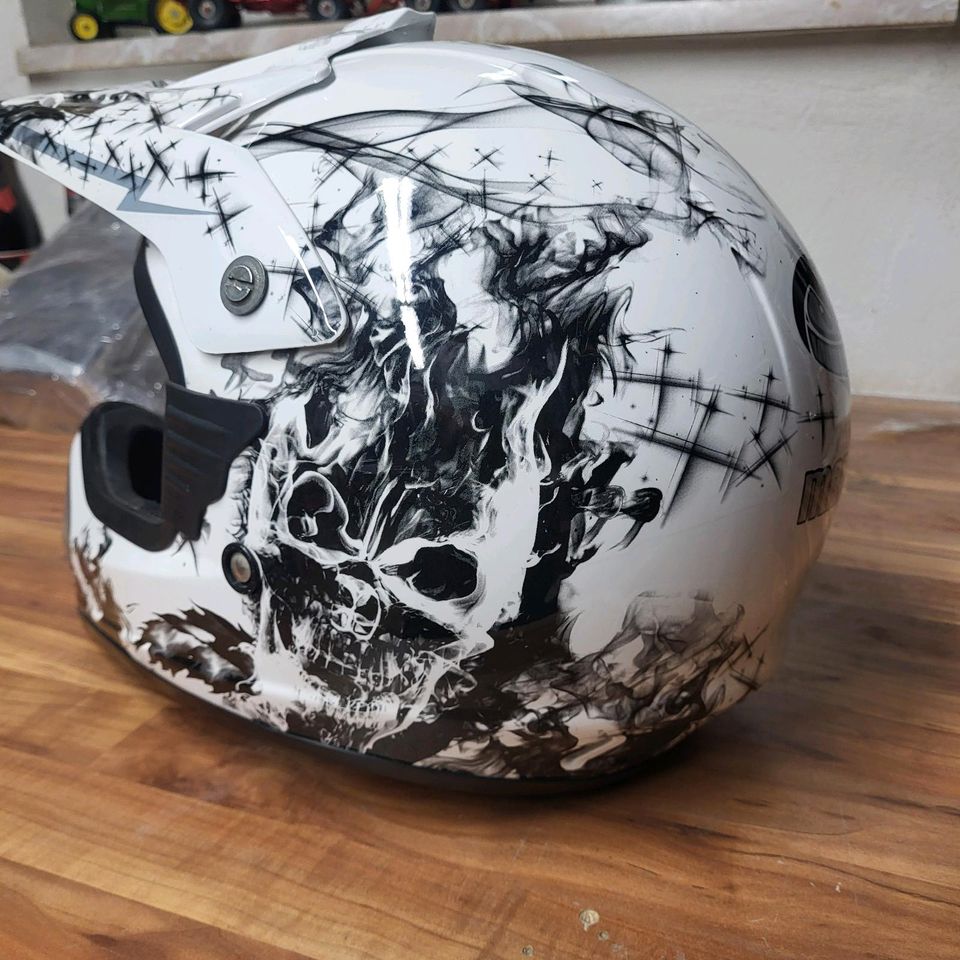 Madhead MotoX Motocross Enduro Helm Kinder in Backnang