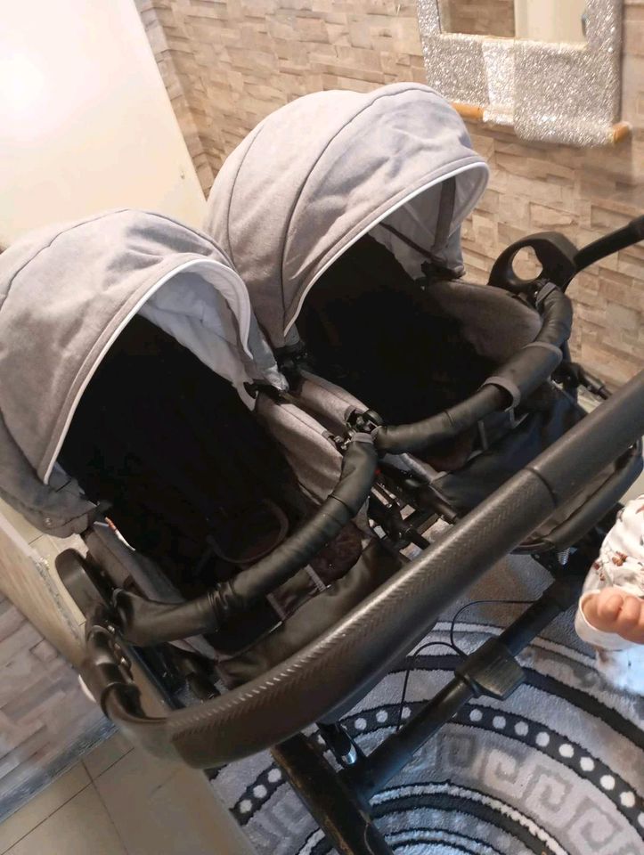 Kinderwagen für Zwillinge in Ibbenbüren