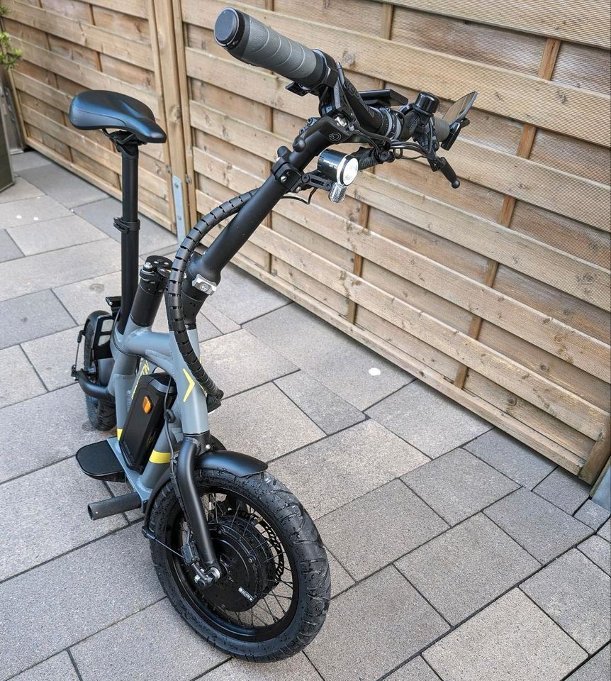 Steereon S25 / Scooter in Mülheim (Ruhr)