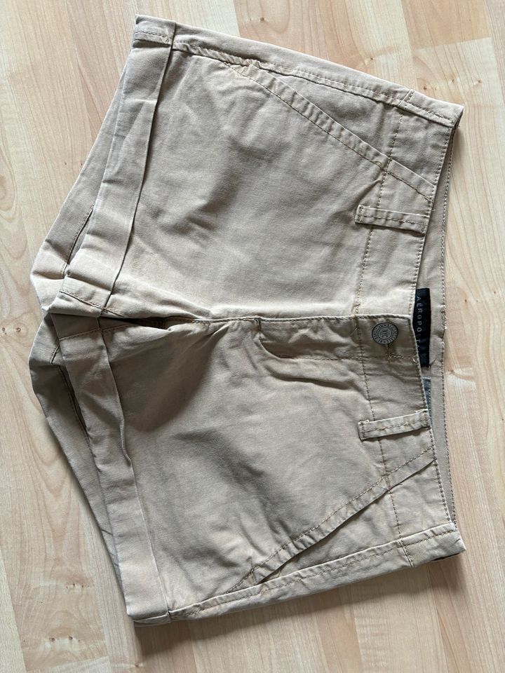 Shorts beige Aéropostale Gr 34 in Ratingen