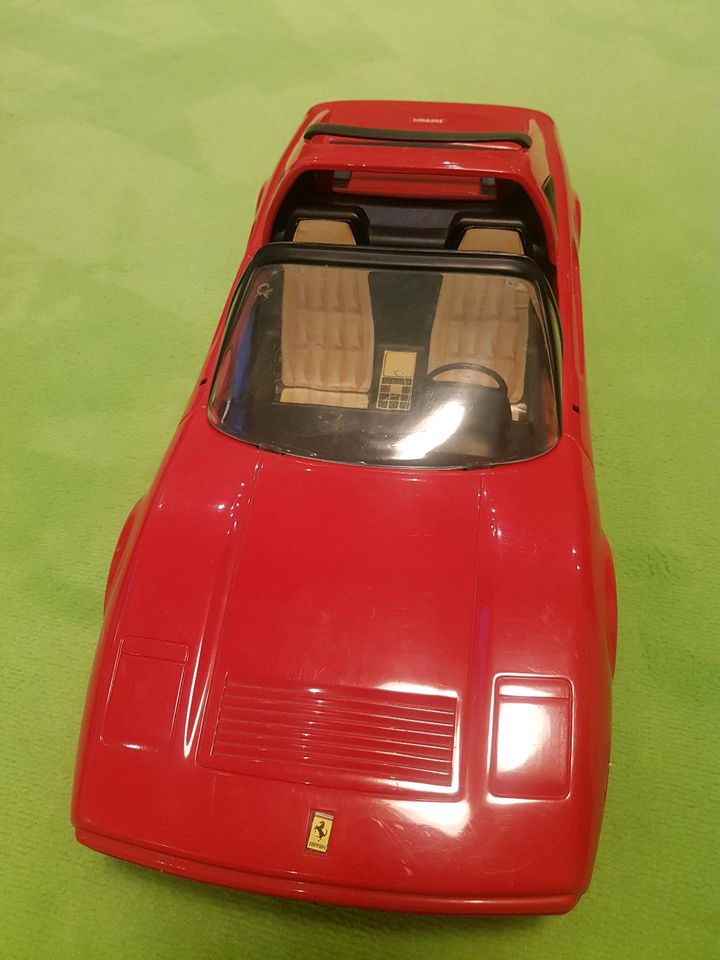 Barbie Auto Ferarri in Immenhausen