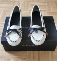 neu ~ TOMMY HILFIGER ~ Bootsschuhe ~ Segelschuhe ~ 41 ~ mit OVP Nordrhein-Westfalen - Herne Vorschau