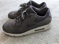 Nike Air Max Turnschuhe 42 grau Nordrhein-Westfalen - Hürth Vorschau