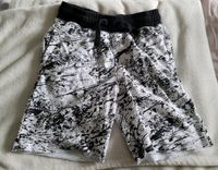 H&M Sweatshort kurze Hose Gr. 134 Schleswig-Holstein - Ahrensburg Vorschau