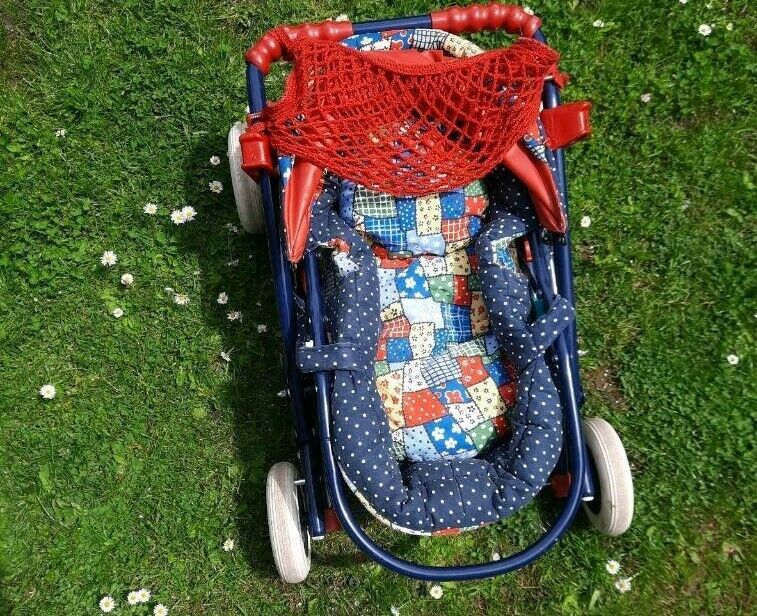 Puppen Kinderwagen in Stuttgart